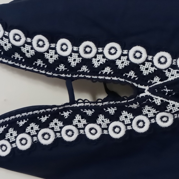 NEW Kona Sol one piece swimsuit medium with crochet design in front - Picture 8 of 11